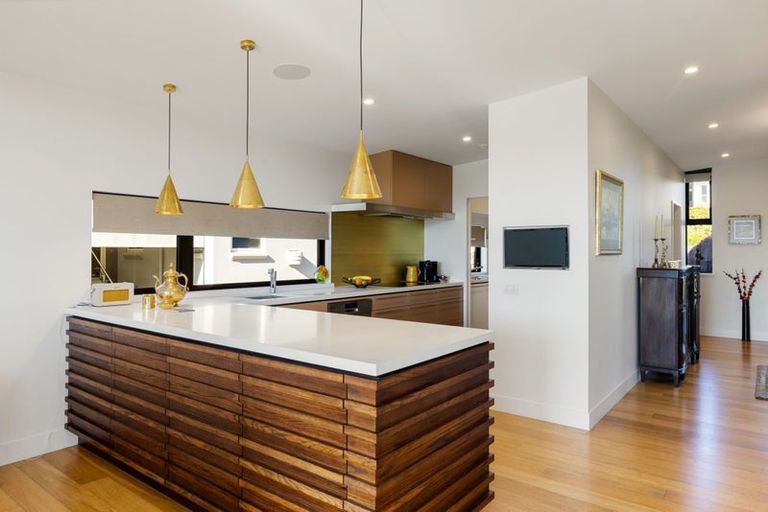 Photo of property in 142 Lake Crescent, Hamilton Lake, Hamilton, 3204