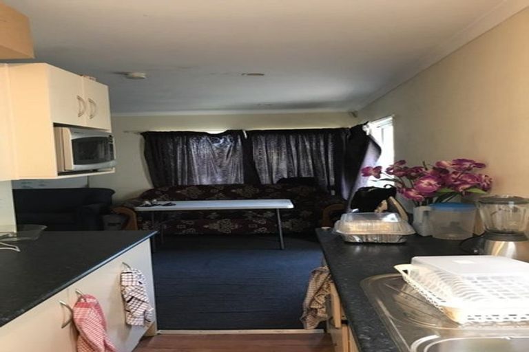 Photo of property in 6 Hyperion Drive, Randwick Park, Auckland, 2105