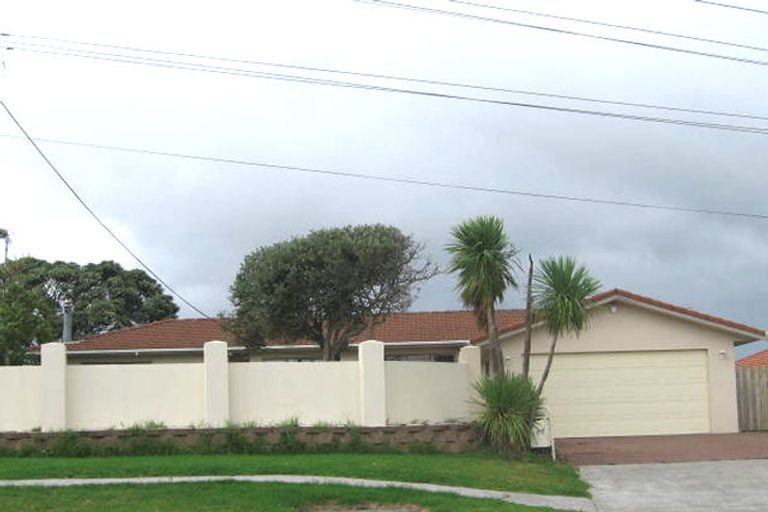 Photo of property in 184a Sturges Road, Henderson, Auckland, 0612