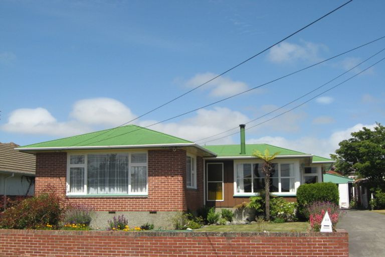 Photo of property in 33 Deloraine Street, Somerfield, Christchurch, 8024