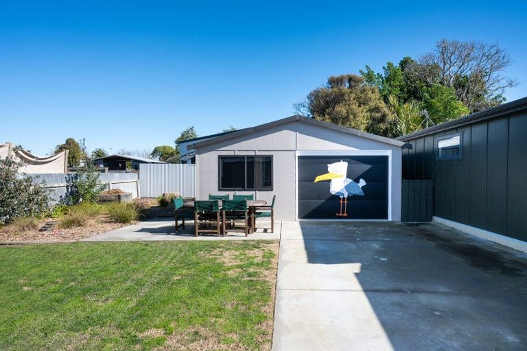 Photo of property in 19 Grange Road North, Haumoana, 4102