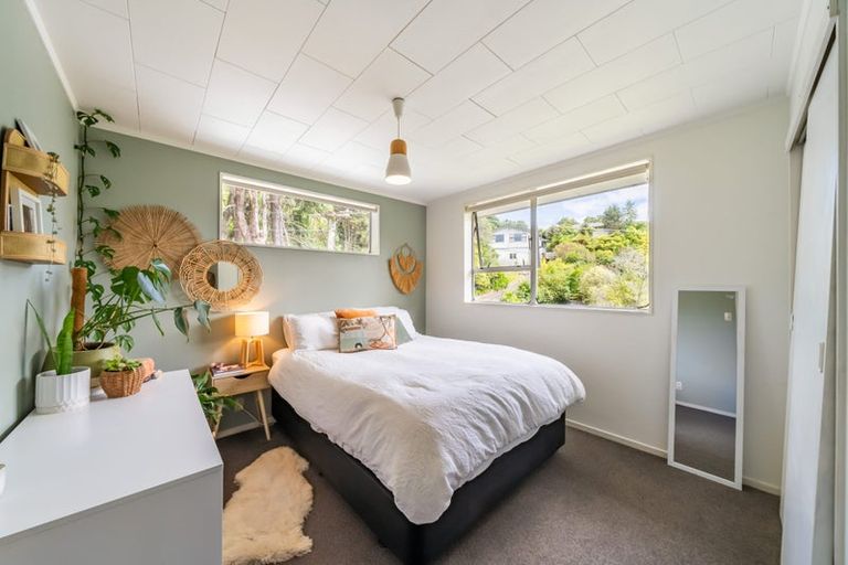 Photo of property in 1a Wyndham Road, Pinehaven, Upper Hutt, 5019