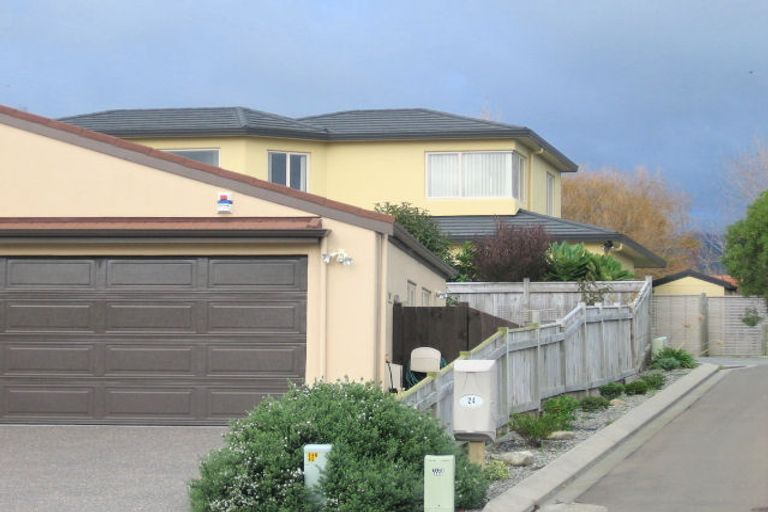 Photo of property in 24 Regent Drive, Paraparaumu Beach, Paraparaumu, 5032