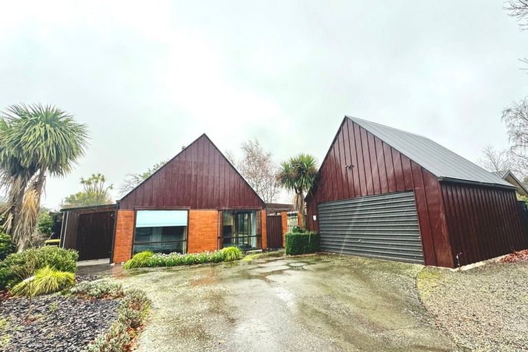 Photo of property in 38 Oakden Drive, Darfield, 7510