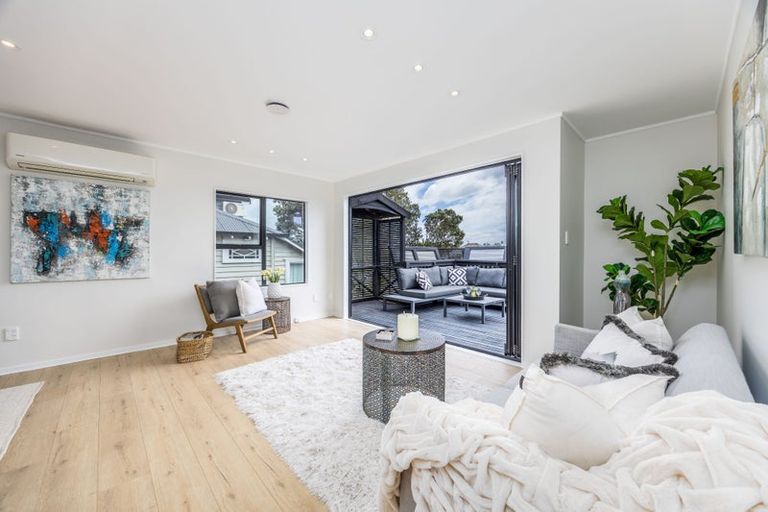 Photo of property in 49a Springfield Road, Morningside, Auckland, 1022