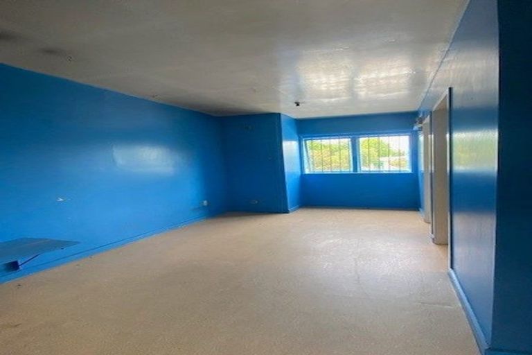 Photo of property in 5a Memorial Avenue, Ilam, Christchurch, 8053