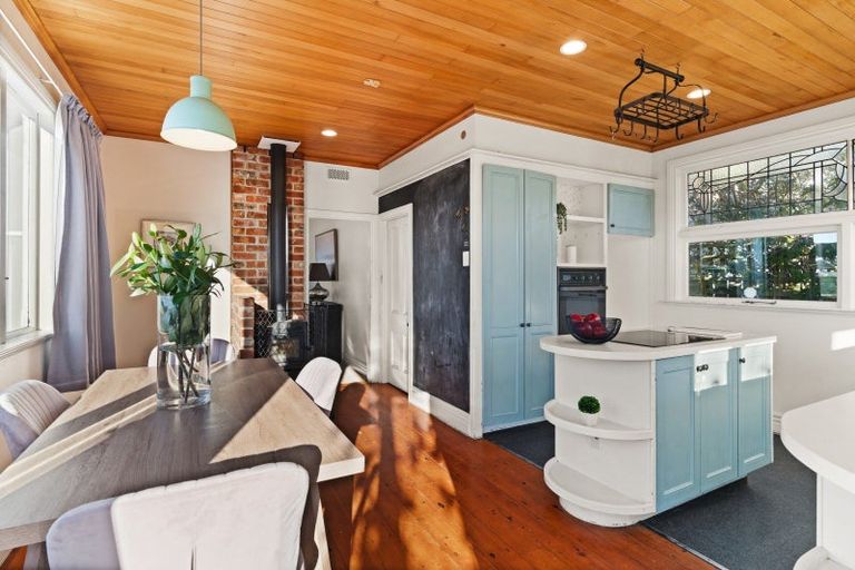 Photo of property in 16 Galloway Street, Mornington, Dunedin, 9011