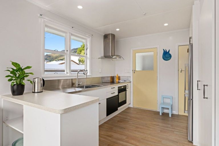 Photo of property in 62 Main Rd Havelock, Havelock, 7100