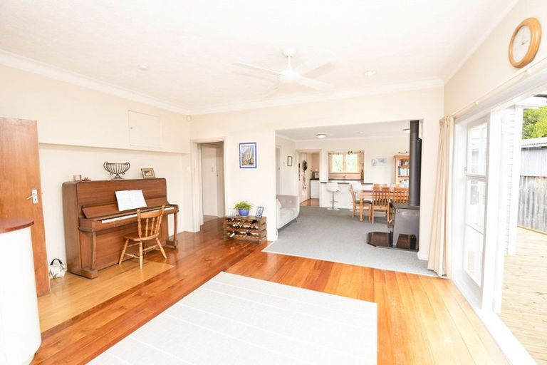 Photo of property in 9 Sheehan Street, Bay View, Napier, 4104