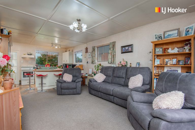 Photo of property in 2 Dunbar Place, Mosgiel, 9024