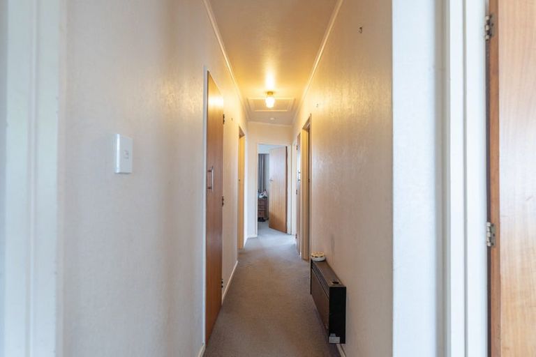 Photo of property in 72 Lethbridge Street, Feilding, 4702