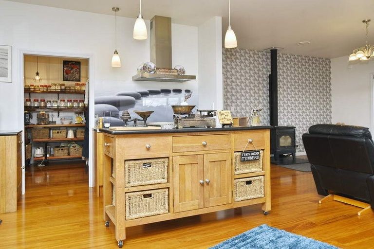 Photo of property in 295 Innes Road, Glasnevin, Amberley, 7482