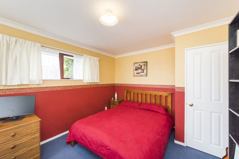 Photo of property in 10 Branigan Parade, Kelvin Grove, Palmerston North, 4414