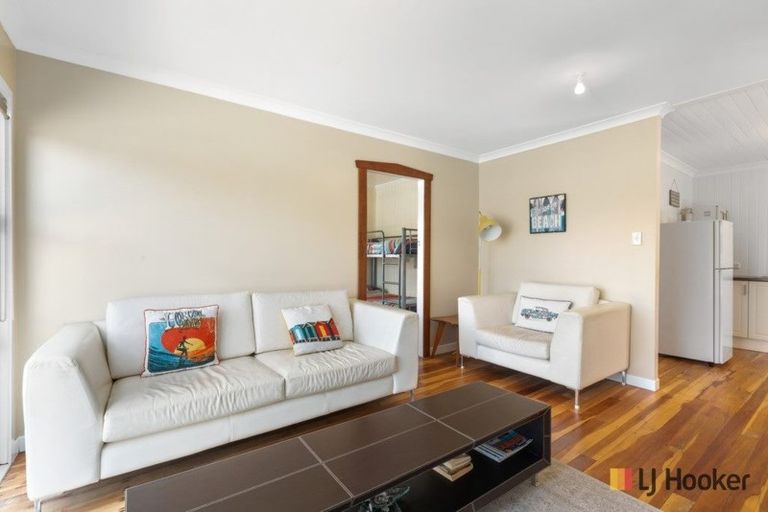 Photo of property in 51 Beach Road, Waihi Beach, 3611