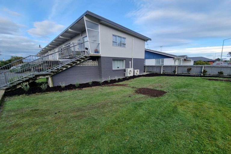 Photo of property in 221 Queens Drive, Windsor, Invercargill, 9810