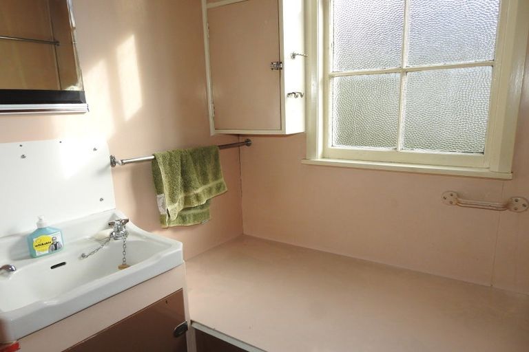 Photo of property in 2 Moa Street, Taihape, 4720