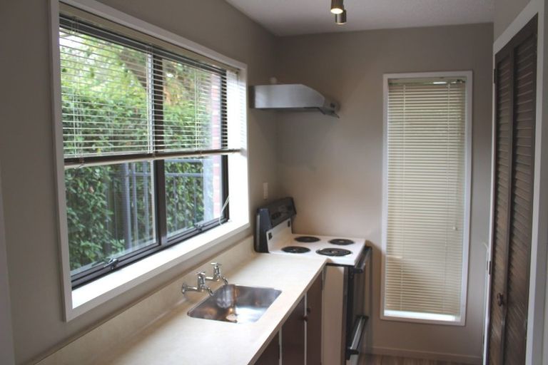 Photo of property in 2/23 Blair Avenue, Papanui, Christchurch, 8053