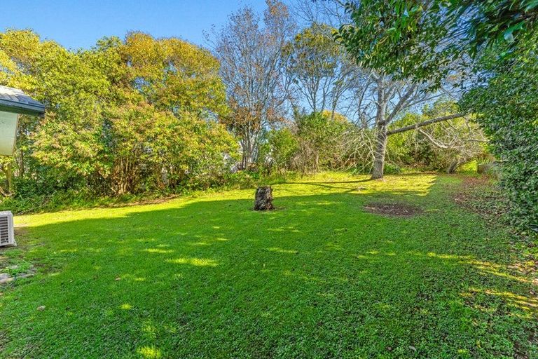 Photo of property in 2/22 Margaret Place, Milford, Auckland, 0620