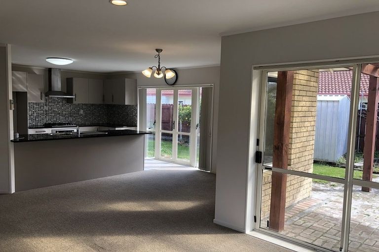 Photo of property in 27 Sheriff Place, Randwick Park, Auckland, 2105