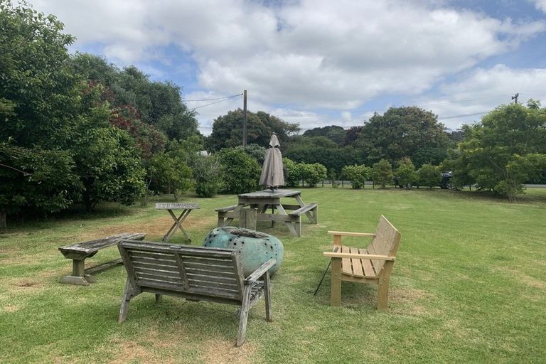 Photo of property in 10 Morrison Road, Matapouri, Whangarei, 0173