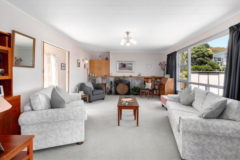 Photo of property in 20 Spinnaker Drive, Whitby, Porirua, 5024