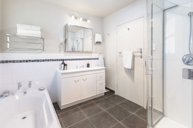 Photo of property in 125 Clarendon Terrace, Woolston, Christchurch, 8023