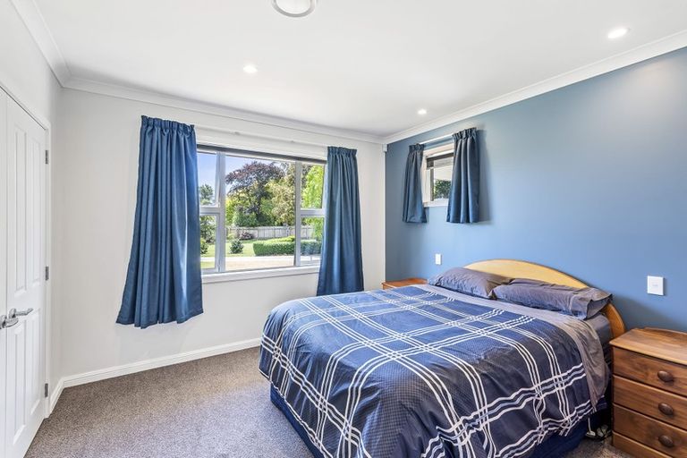 Photo of property in 3-9 Seddon Street, Waikanae, 5036