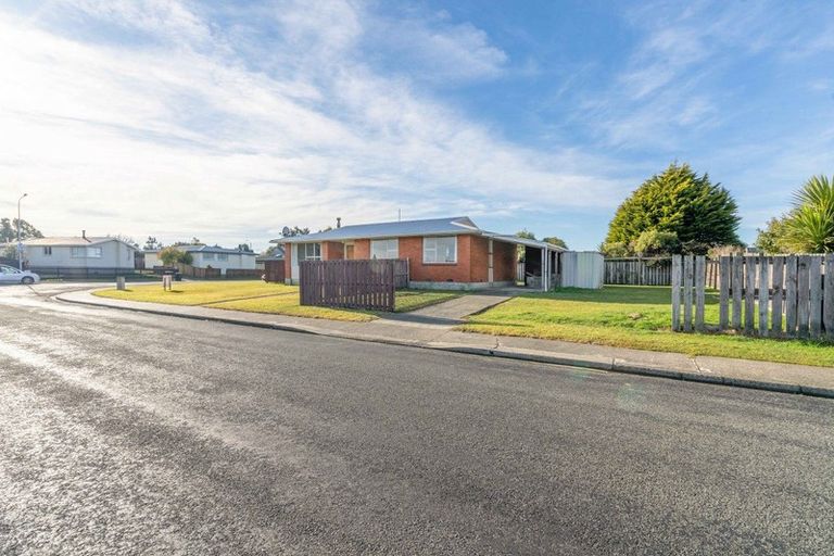 Photo of property in 11 Farrar Street, Heidelberg, Invercargill, 9812