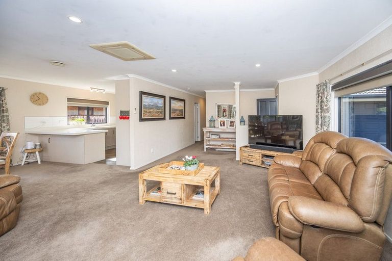 Photo of property in 229 Raeburne Street, Te Awamutu, 3800