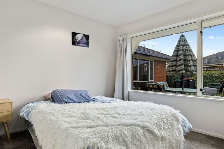 Photo of property in 5 Blue Gum Place, New Brighton, Christchurch, 8083