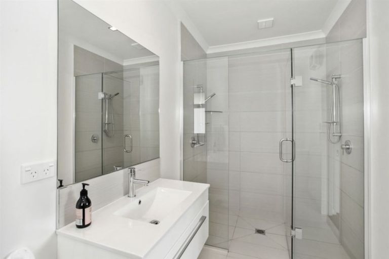 Photo of property in 24 Somerville Crescent, Aidanfield, Christchurch, 8025