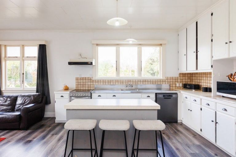 Photo of property in 179 Leedstown Road, Hunterville, Marton, 4787