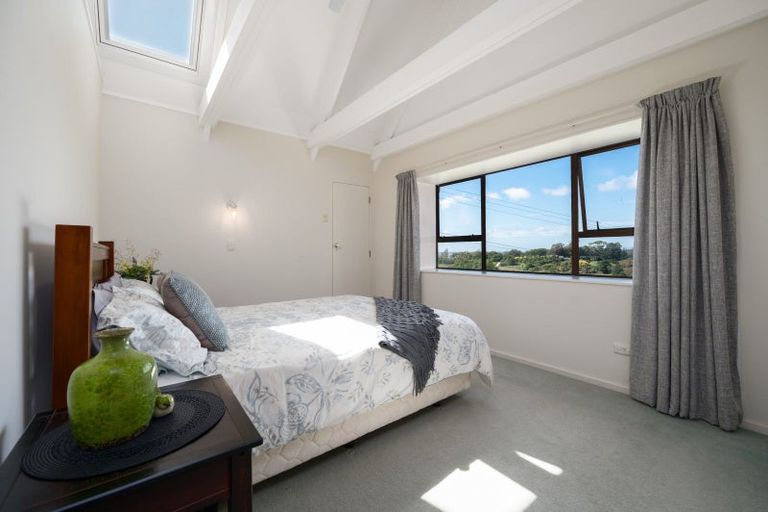 Photo of property in 236 Poraiti Road, Poraiti, Napier, 4182