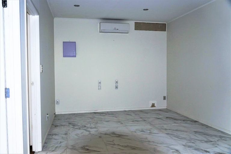 Photo of property in 238 Glenvar Road, Torbay, Auckland, 0630