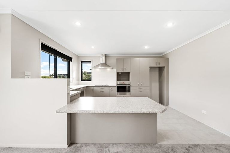 Photo of property in 9 Grapnel Street, Silverdale, 0932