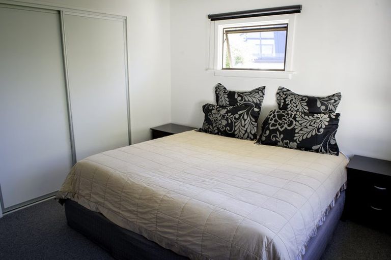 Photo of property in 1/290 Withells Road, Avonhead, Christchurch, 8042