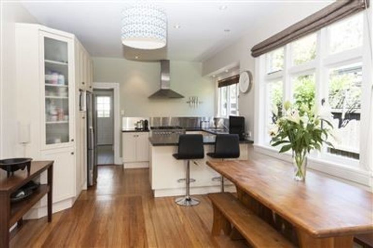 Photo of property in 40 Mcfaddens Road, St Albans, Christchurch, 8052