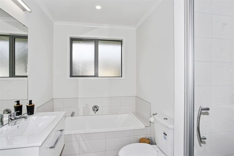 Photo of property in 19 Glennron Lane, Waiuku, 2123