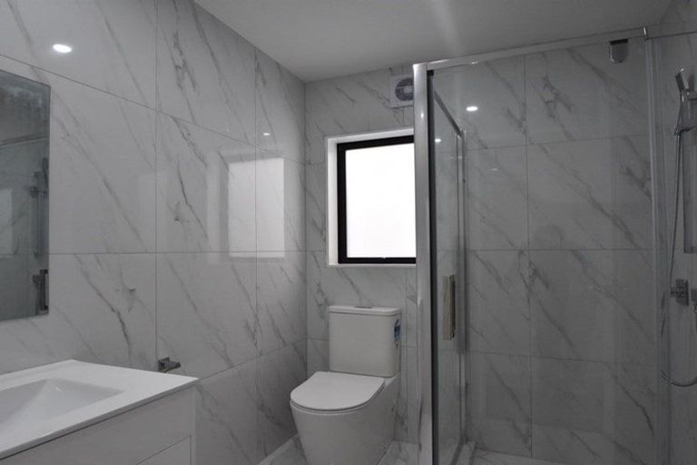 Photo of property in 39c Russell Road, Manurewa, Auckland, 2102