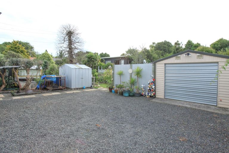 Photo of property in 5 Karioi Crescent, Raglan, 3225