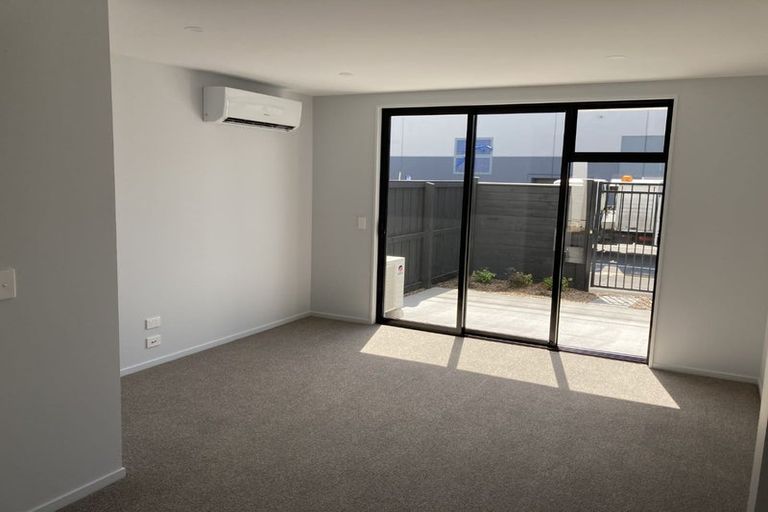 Photo of property in 3/10 New Brighton Road, Shirley, Christchurch, 8061