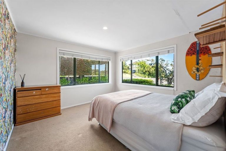 Photo of property in 528 Beach Road, Murrays Bay, Auckland, 0630