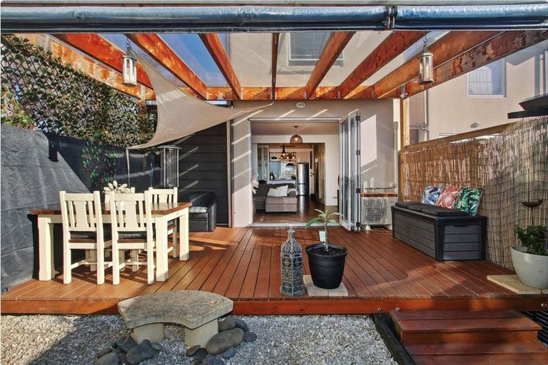 Photo of property in 24 Haven Drive, East Tamaki, Auckland, 2013