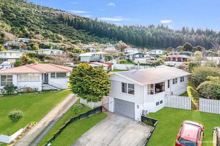 Photo of property in 9 Teal Place, Selwyn Heights, Rotorua, 3015