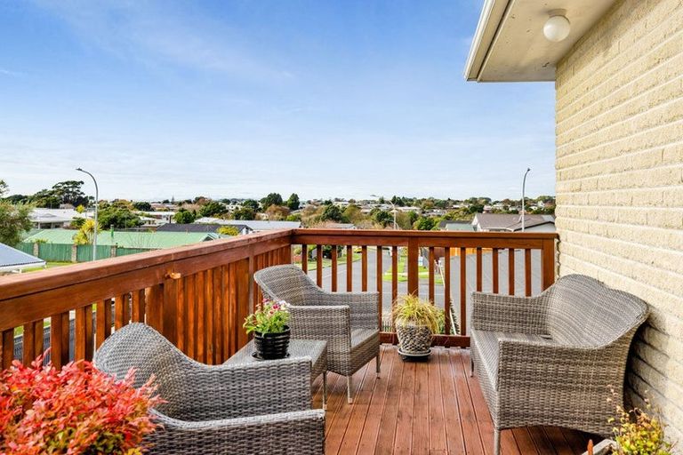 Photo of property in 17 Smeaton Road, Bell Block, New Plymouth, 4312