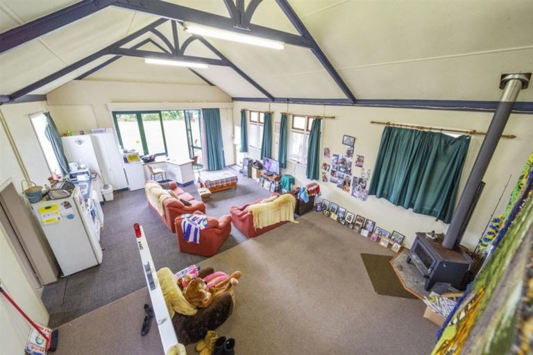 Photo of property in 14 Barclay Road, Okaiawa, Hawera, 4671