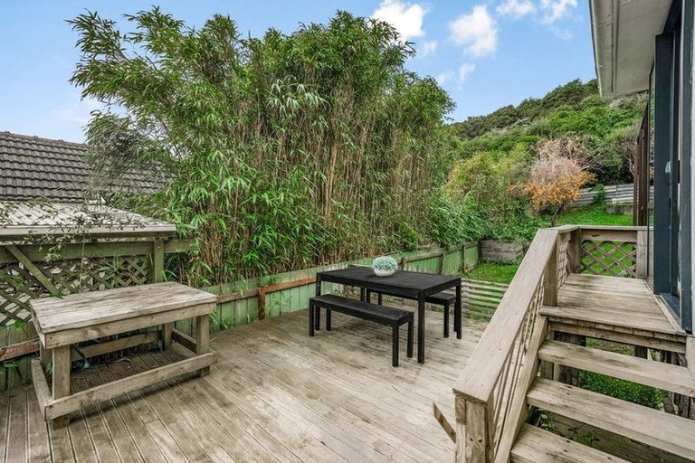 Photo of property in 6 Boyd Grove, Naenae, Lower Hutt, 5011