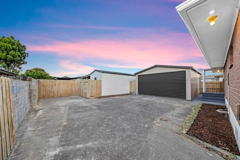 Photo of property in 12 Hunua Road, Papakura, 2110
