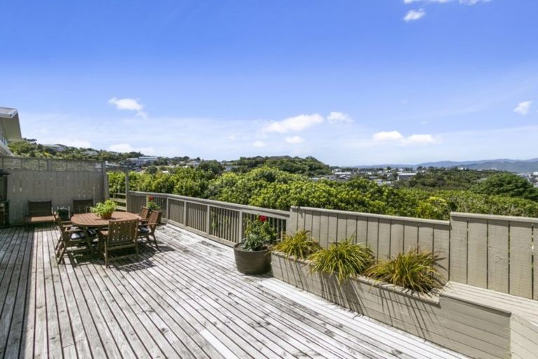 Photo of property in 7 Acacia Avenue, Maungaraki, Lower Hutt, 5010