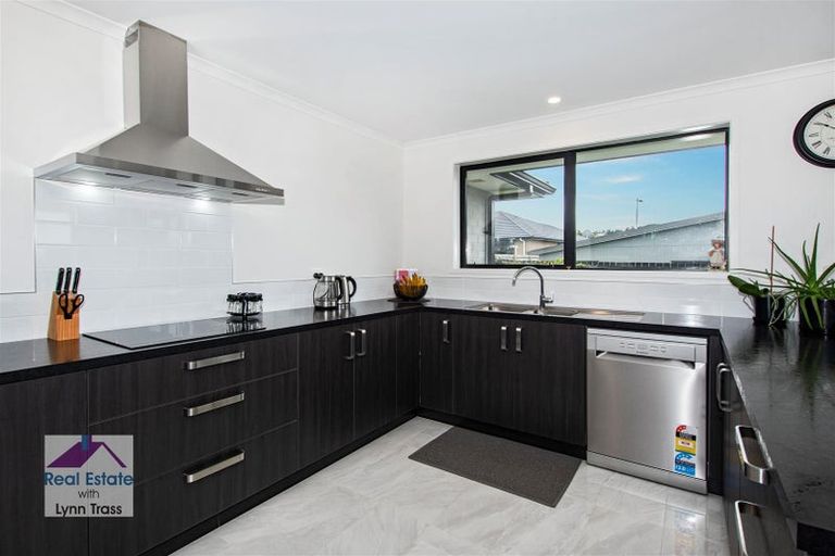 Photo of property in 11 Ohau Crescent, Tikipunga, Whangarei, 0112
